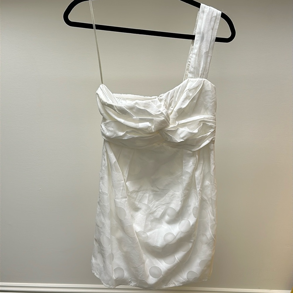 White one shoulder dress